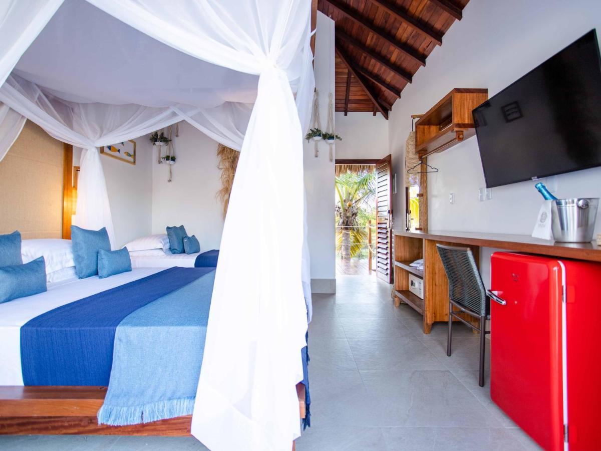 Mkni Hotel - Ikaika Makani Experience เปรอา ภายนอก รูปภาพ