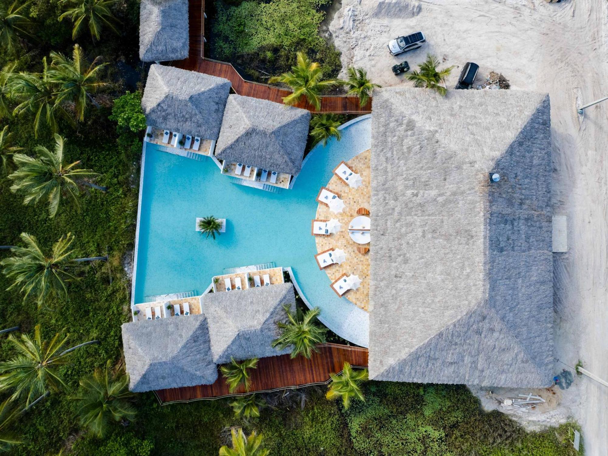 Mkni Hotel - Ikaika Makani Experience เปรอา ภายนอก รูปภาพ
